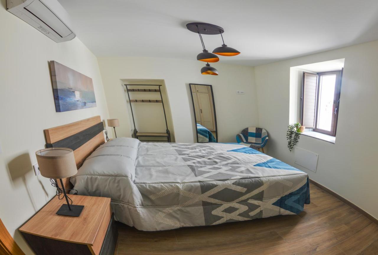 Apartamentos Turisticos Hornillo Caceres Exterior photo